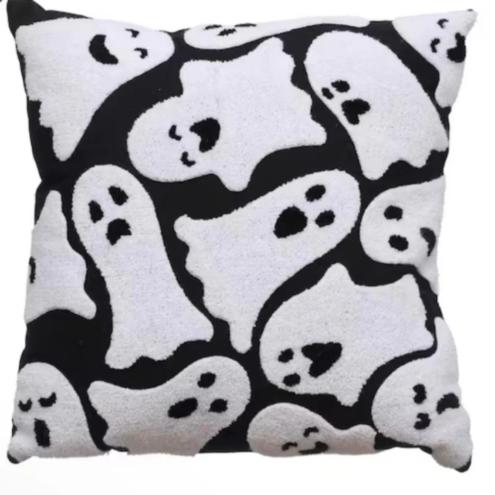 NWT- Black & White Flying Ghosts Halloween Accent Pillow. 17x17